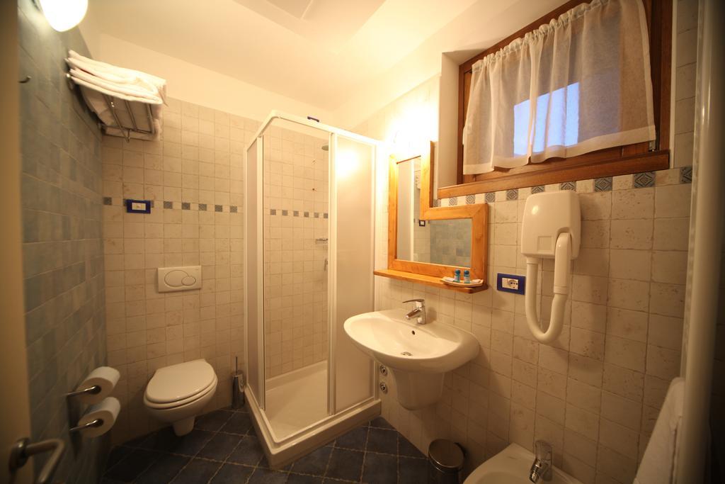 Le Case Dei Baff Morbegno Kamer foto